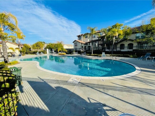 Building Photo - 33590 Willow Haven Ln