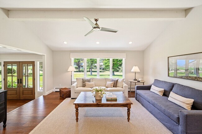 Building Photo - Charming Updated Farmhouse with Incredible Mountain Vistas