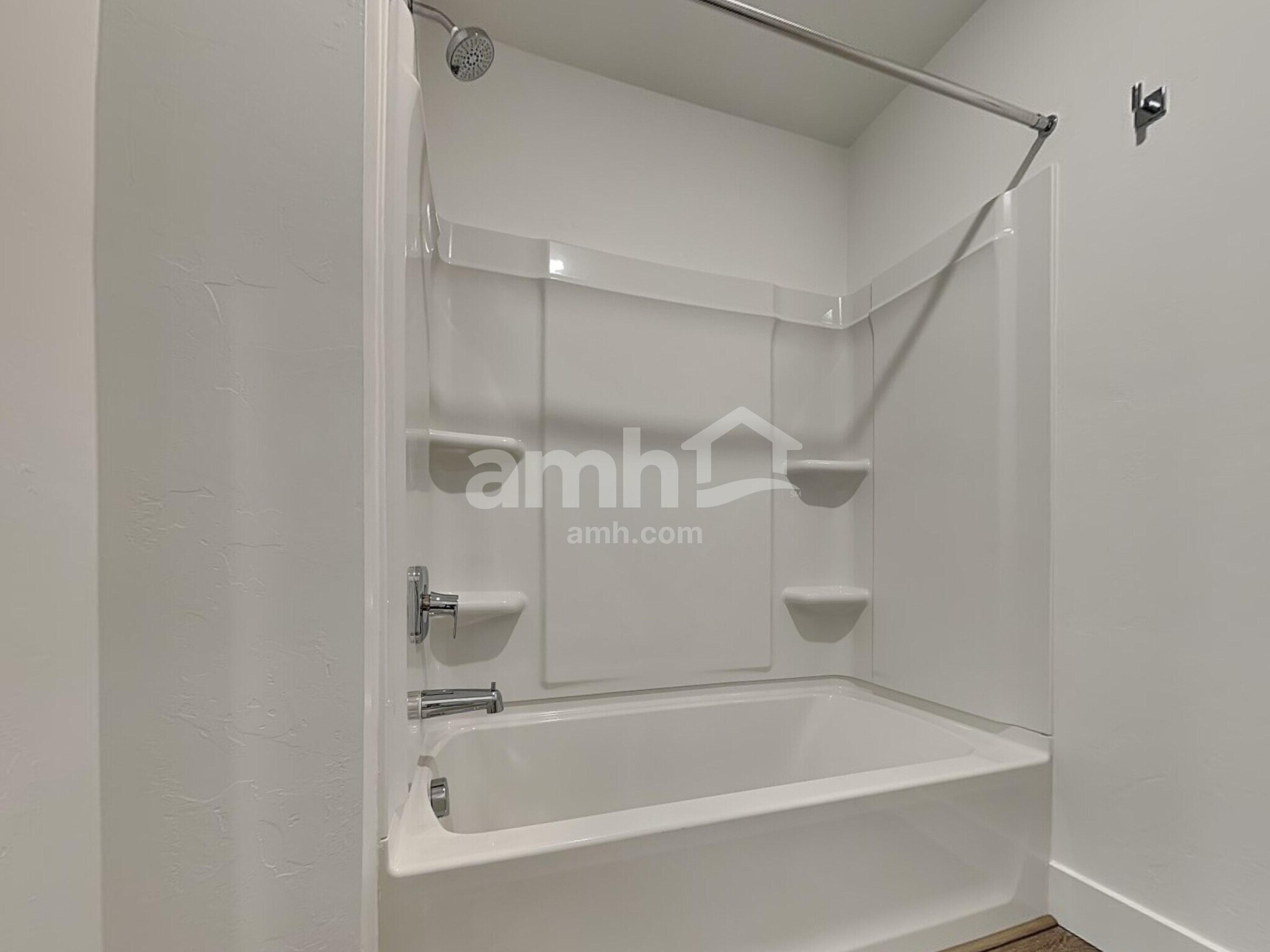 Building Photo - 9604 Harkes Dr