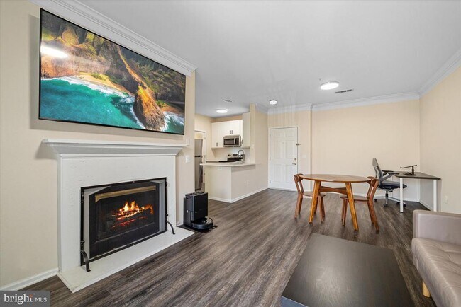 Building Photo - 1591 Spring Gate Dr.