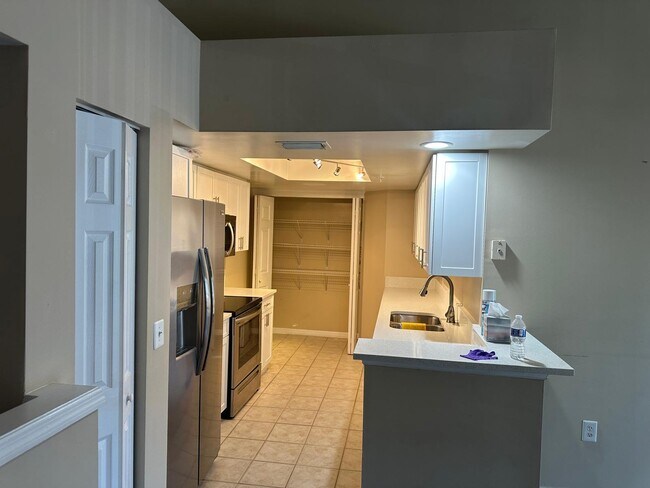 Building Photo - 4197 N Haverhill Rd