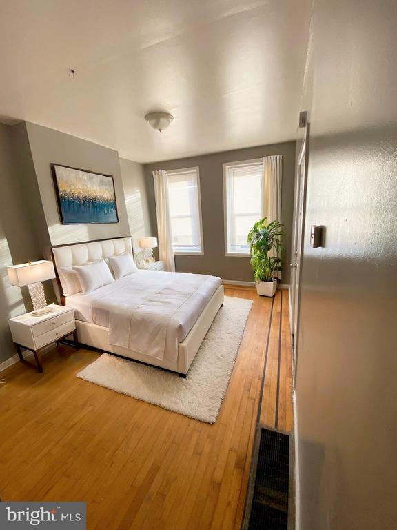 Building Photo - 755 E Allegheny Ave