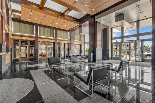 Building Photo - 411 S Old Woodward Ave