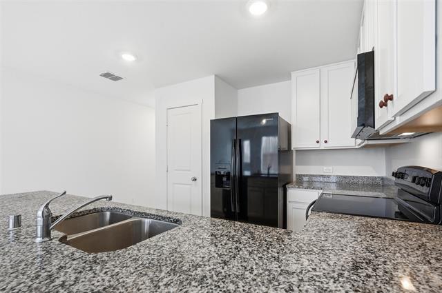 Building Photo - 932 Grebe Dr