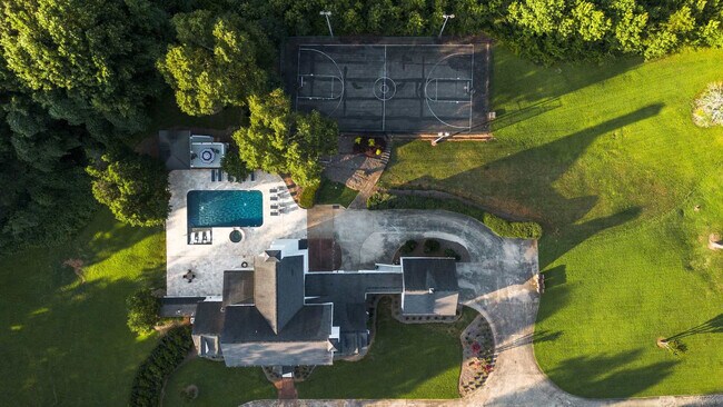 Building Photo - 4241 Nopone Rd