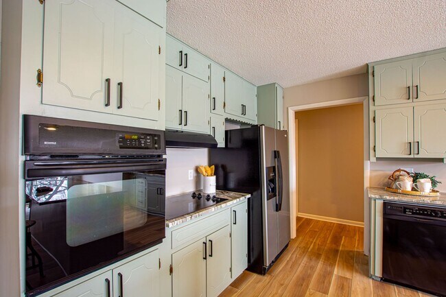 Building Photo - Beautifully Renovated with Lots of Space! 3 Bedroom / 2 Bath Ranch in Blair!