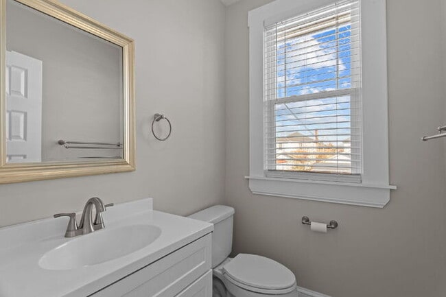 Building Photo - Updated 1920s Colonial in Northside – 3 Bed, 4 Bath – Available Now – $2,895/mo