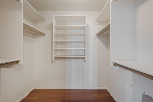 Building Photo - 7351 Sidewinder Dr NE