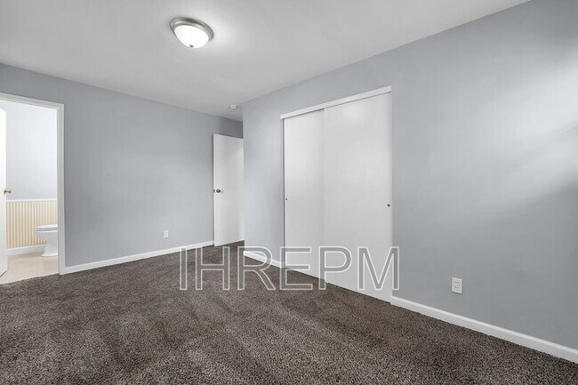 Building Photo - 6295 Faircrest Rd