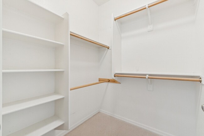 Building Photo - 4127 E Thunderheart Trail