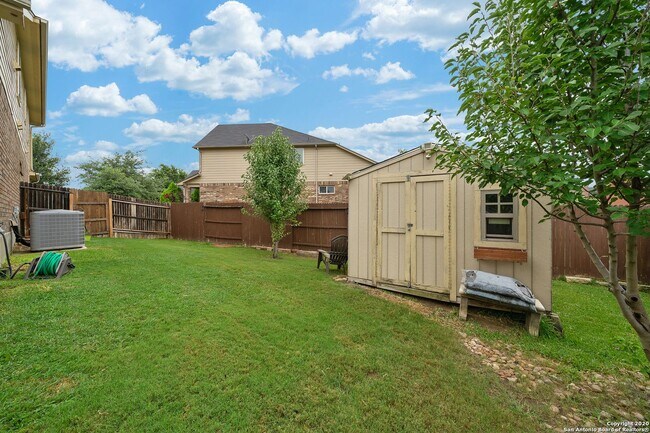 Building Photo - Beautiful 4 Bedroom Home in Turning Stone,...