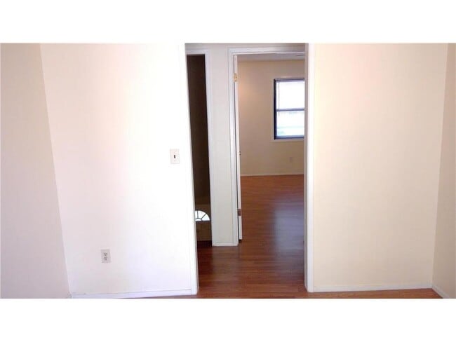 Building Photo - 14107 Merrywood Cir