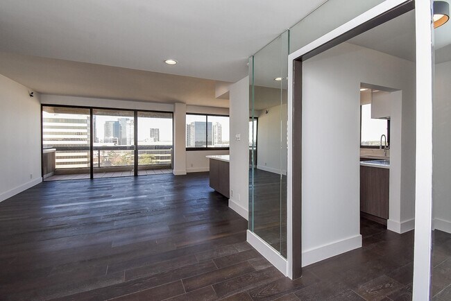 Building Photo - 49 Briar Hollow Ln