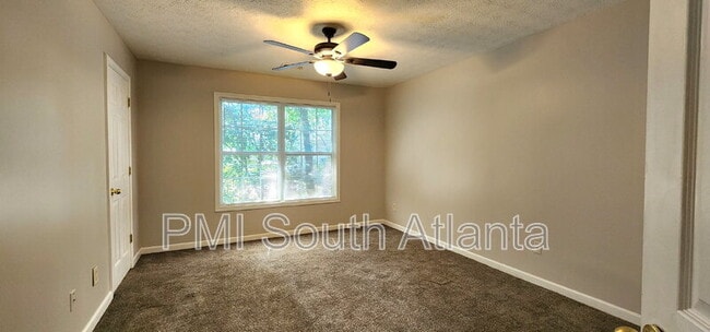 Building Photo - 4672 Ernest Dr