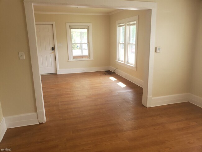 Building Photo - 2 br, 1 bath House - 259 Fox St SW