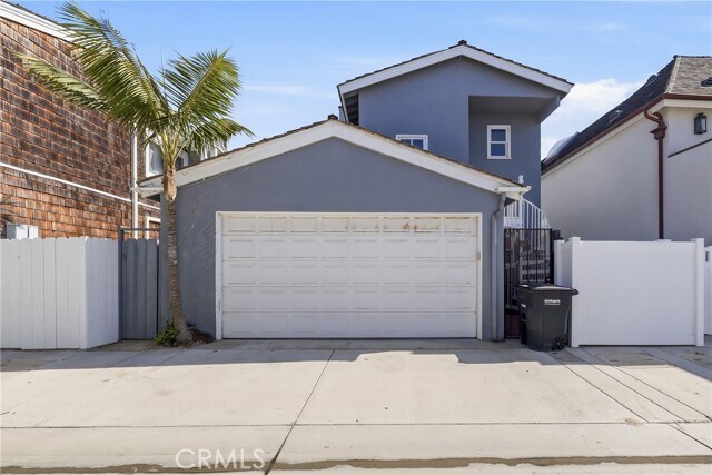 Building Photo - 2104 E Ocean Blvd