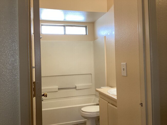 Building Photo - Remodeled!