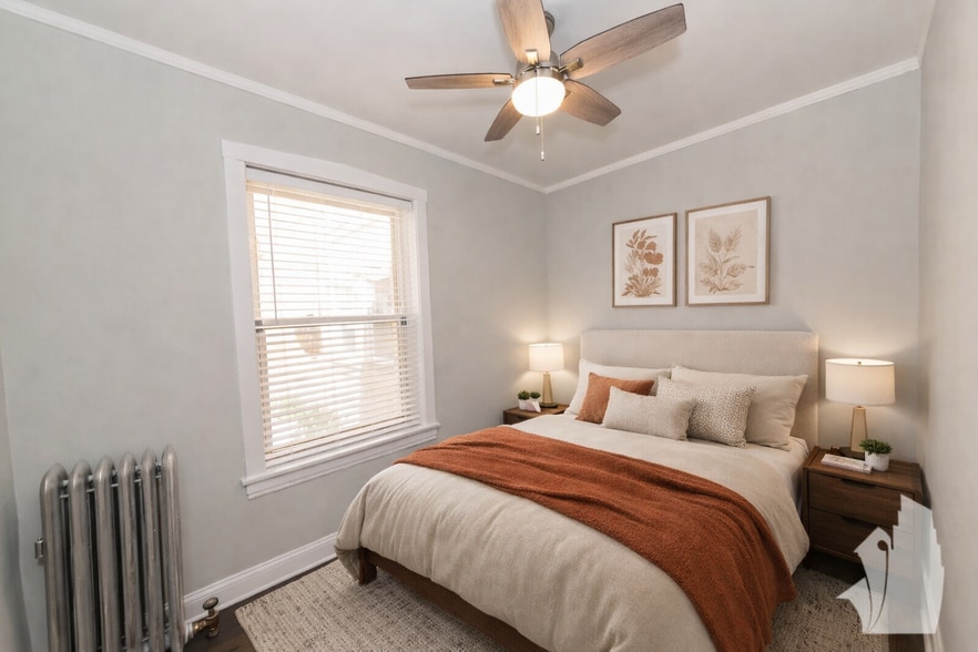 Building Photo - 5061 N Damen Ave