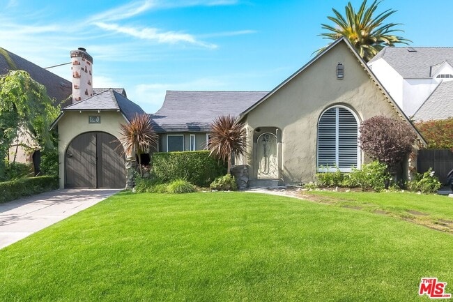 Primary Photo - 1211 S Genesee Ave