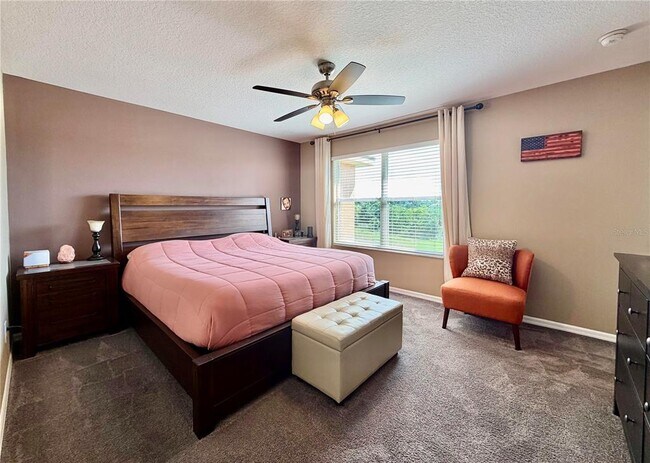 Building Photo - 1720 Retreat View Cir
