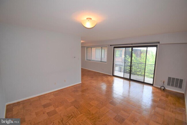 Building Photo - 4373 Cherry Hill Rd