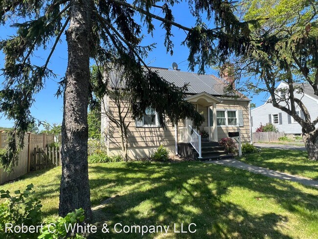 Primary Photo - 3 br, 2 bath House - 16 Argyle Road
