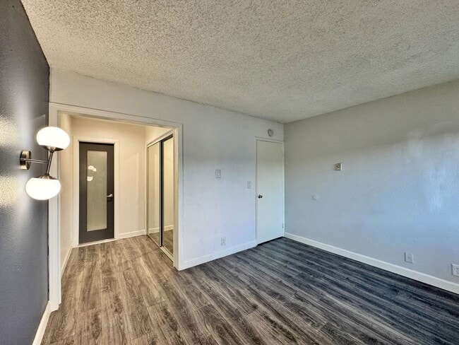 Building Photo - 5500 Ackerfield Ave