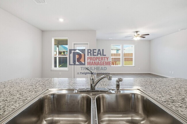 Building Photo - Comfortable 4-Bedroom Layout with Modern Finishes