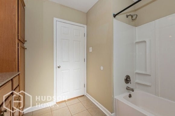 Building Photo - 1159 Lewis Terrace