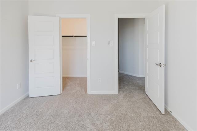 Building Photo - 14441 Balmoral Pl