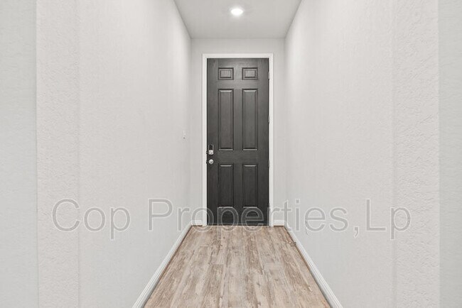 Building Photo - 11627 Troubadour Trl