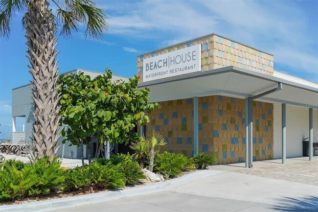 Building Photo - 4216 Plumosa Terrace