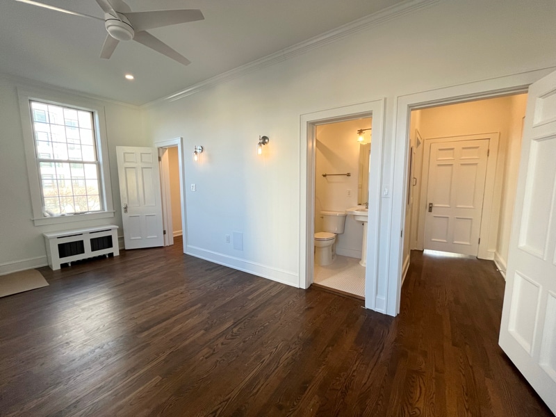 Building Photo - 1228 E Juneau Ave