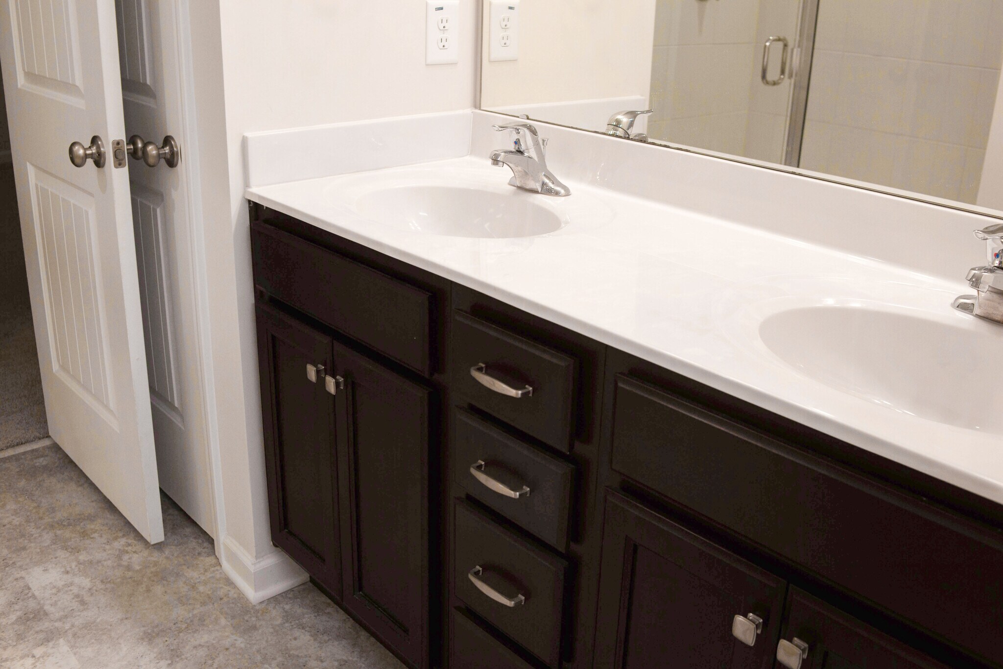 Building Photo - 2801 Killian Ct