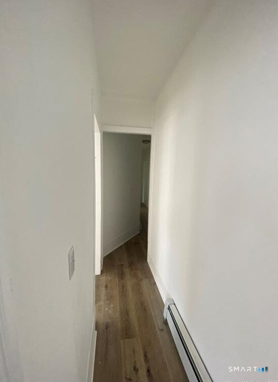 Building Photo - 220 Maplewood Ave