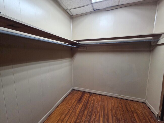 Building Photo - 129 S Jefferson St