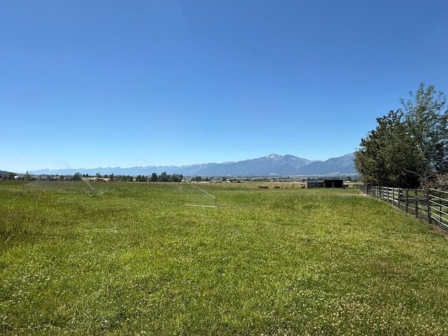 Building Photo - Dream Stevensville Horse Property on 8 acres