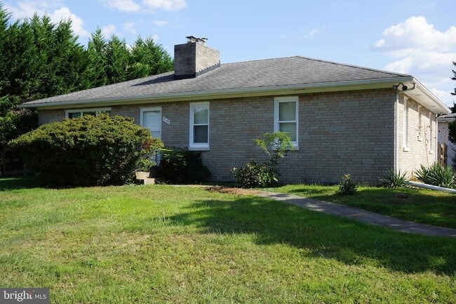 Building Photo - 7135 Bowers Rd