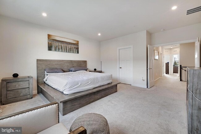 Building Photo - 10046 American Pharoah Ln