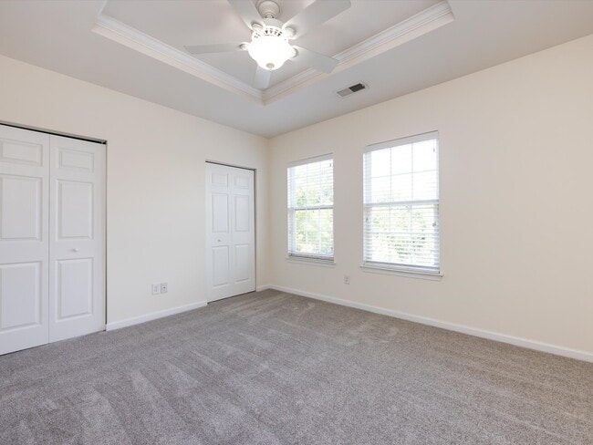 Building Photo - 257 N Irwin Ave