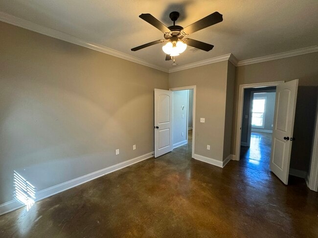 Building Photo - 509 Carrington Dr