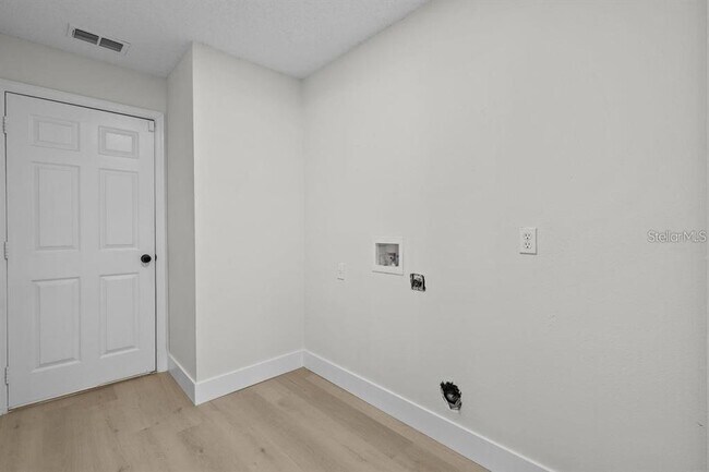 Building Photo - 1537 Morning Star Dr