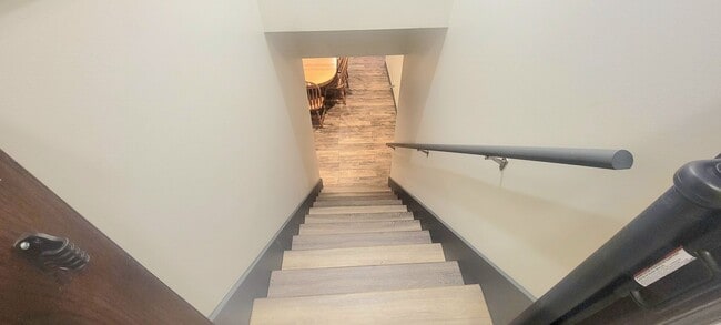 Building Photo - Small town Macon!