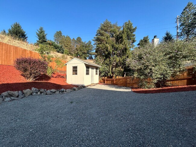 Building Photo - Welcome to your new home!