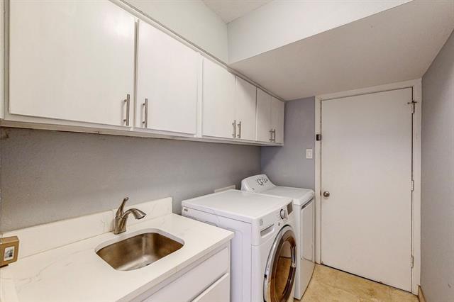 Building Photo - 9405 Pinewood Dr