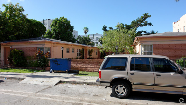 Primary Photo - Villa La Nina