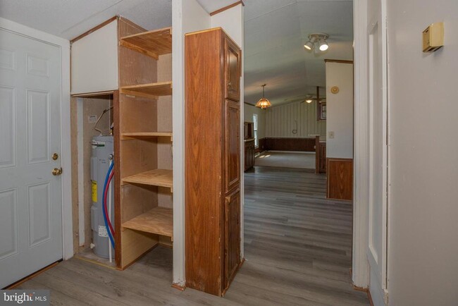 Building Photo - 126 Fabric Dr