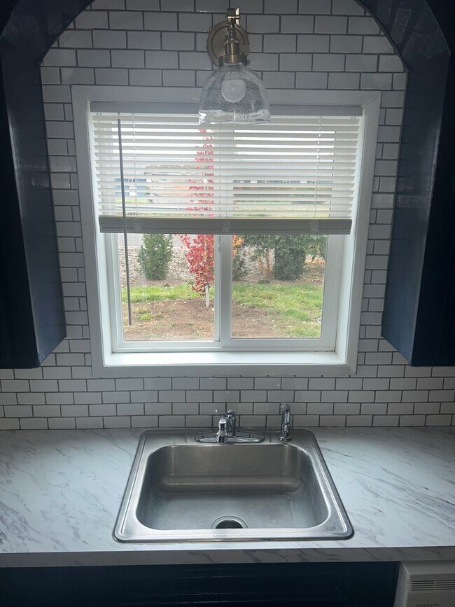 Building Photo - 29133 Milliron Rd