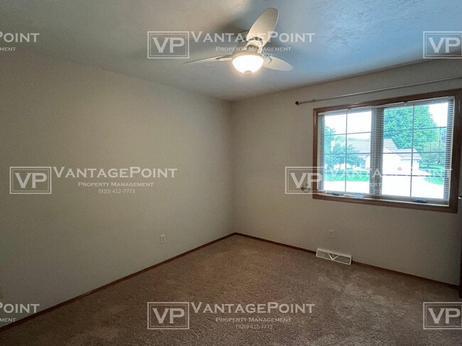 Building Photo - 2925 Baylite Dr