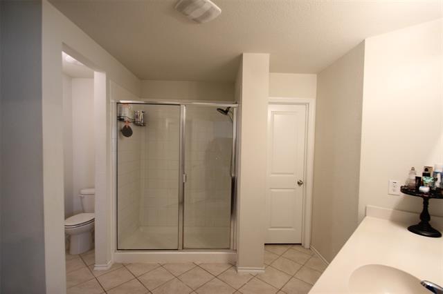 Building Photo - 2247 Bryant Ln